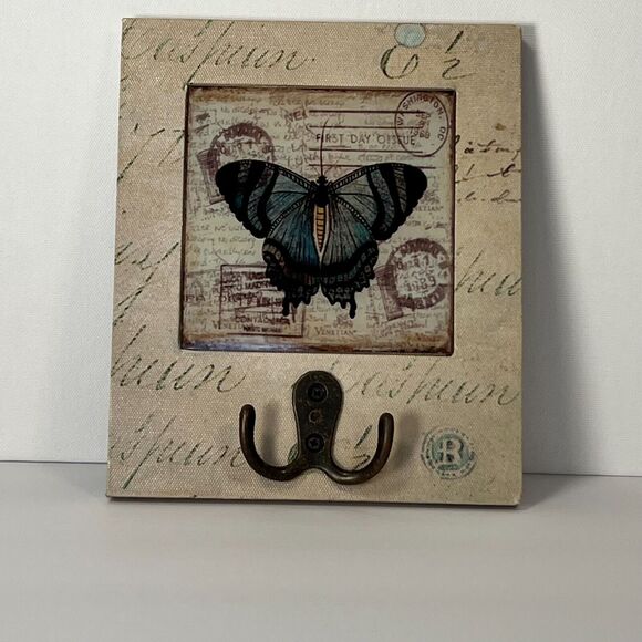 Butterfly Key Holder - Double Hook - 6 inch x 7.5 inch - Picture 4 of 4